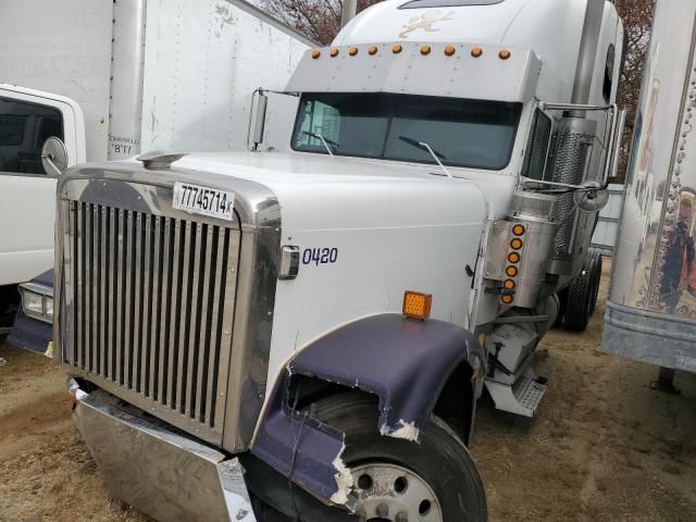 2003 Freightliner Conventional FLD132 XL Classic