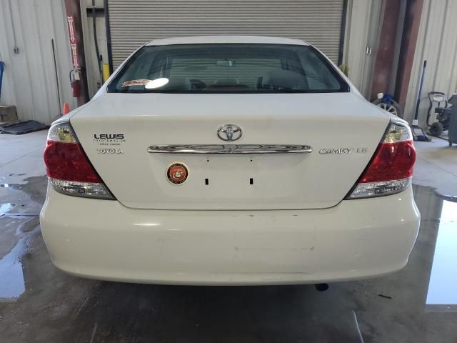 2005 Toyota Camry LE