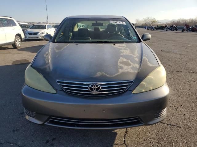 2005 Toyota Camry LE