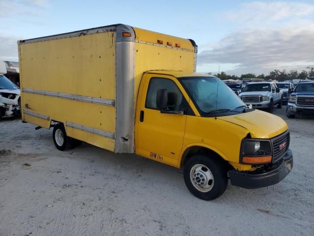 2004 GMC Savana Cutaway G3500