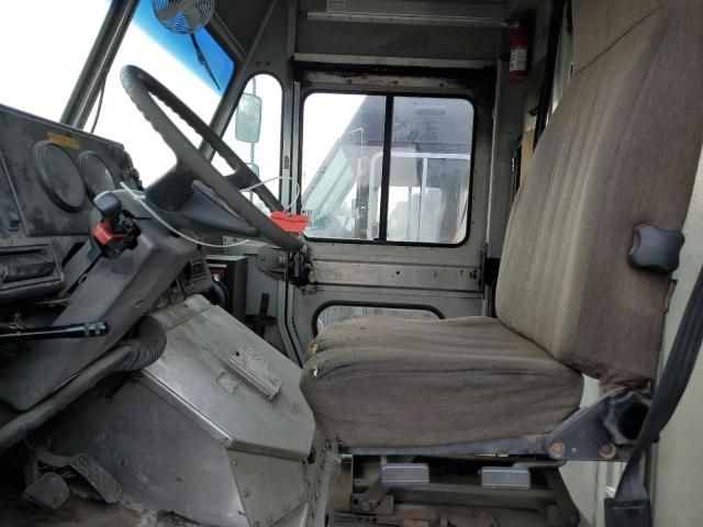 2009 Freightliner Chassis M Line WALK-IN Van