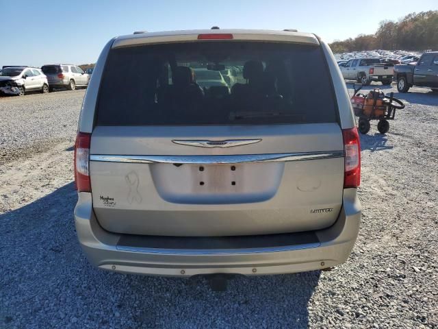 2013 Chrysler Town & Country Limited