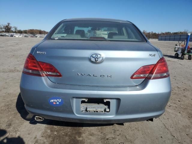 2008 Toyota Avalon XL