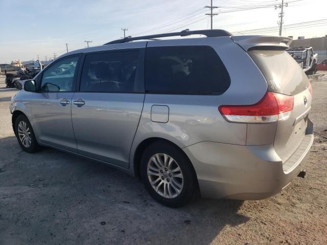 2011 Toyota Sienna XLE