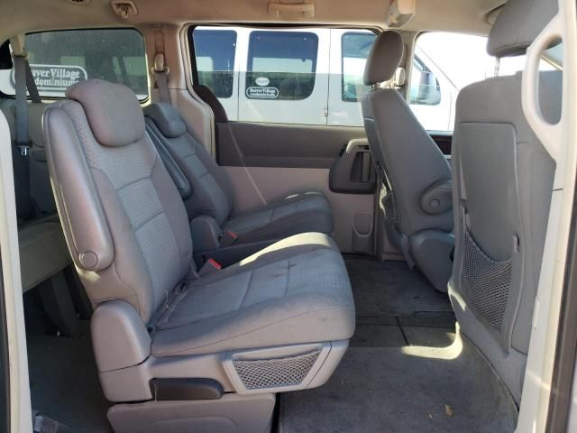 2010 Chrysler Town & Country Touring