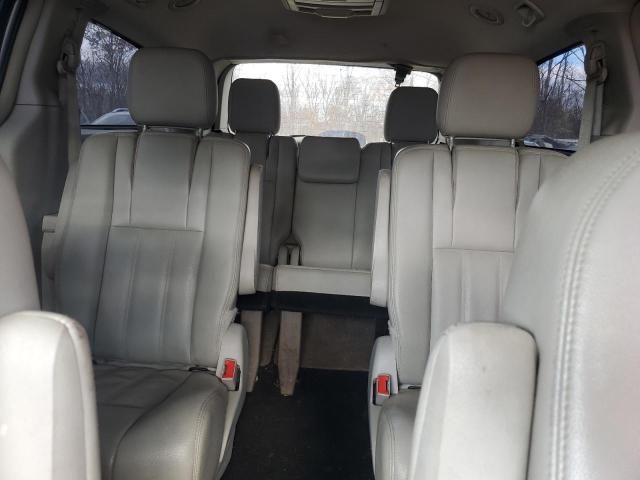 2014 Chrysler Town & Country Touring