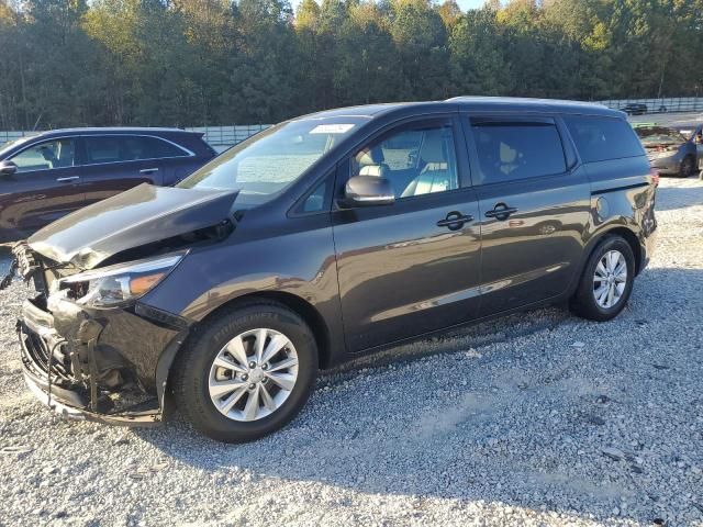 2017 KIA Sedona LX