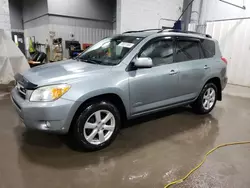 Carros salvage sin ofertas aún a la venta en subasta: 2006 Toyota Rav4 Limited