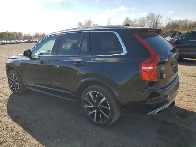 2020 Volvo XC90 T6 Momentum