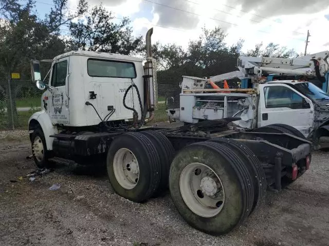 1995 International 8000 8100