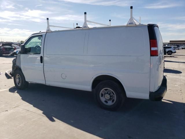 2020 Chevrolet Express G2500