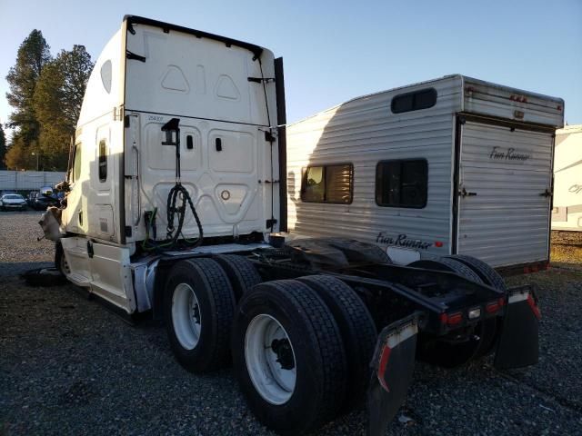 2024 Freightliner Cascadia 126