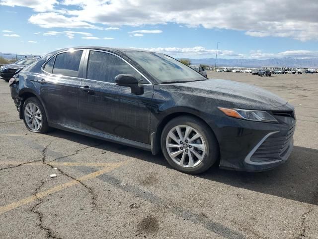 2022 Toyota Camry LE