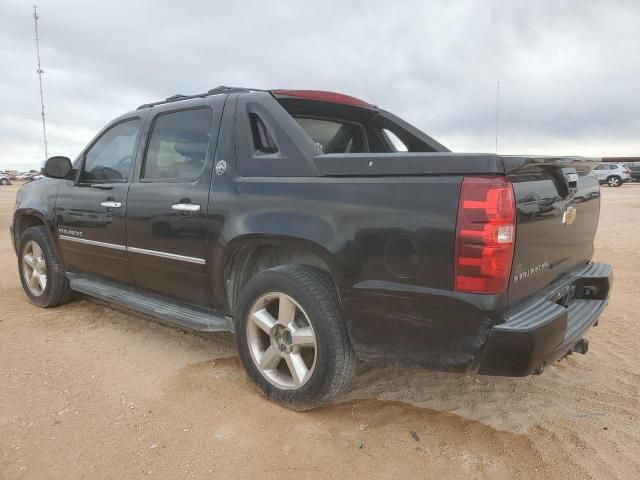 2013 Chevrolet Avalanche LTZ