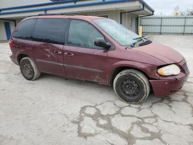 2003 Chrysler Voyager LX