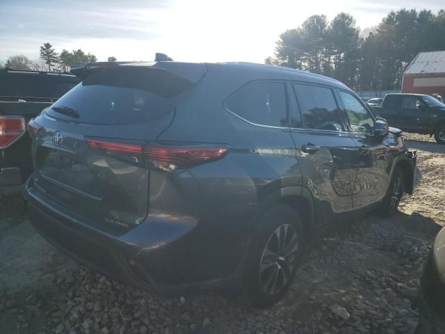 2021 Toyota Highlander XLE