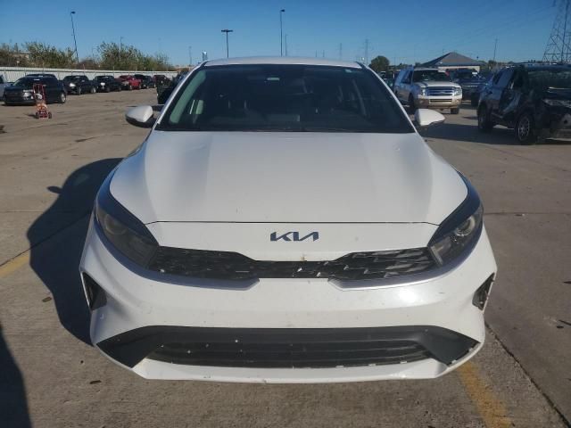 2023 KIA Forte LX