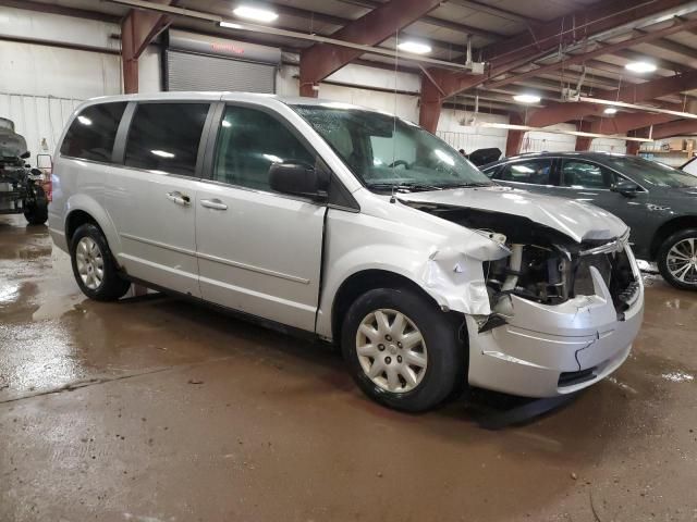 2010 Chrysler Town & Country LX