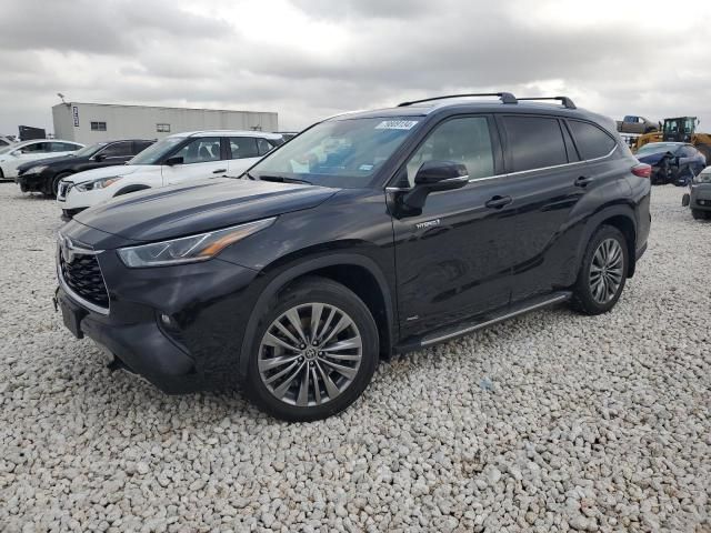 2021 Toyota Highlander Hybrid Platinum