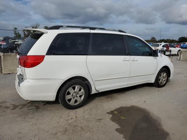 2008 Toyota Sienna CE