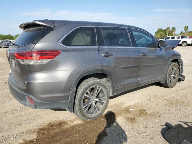 2018 Toyota Highlander LE