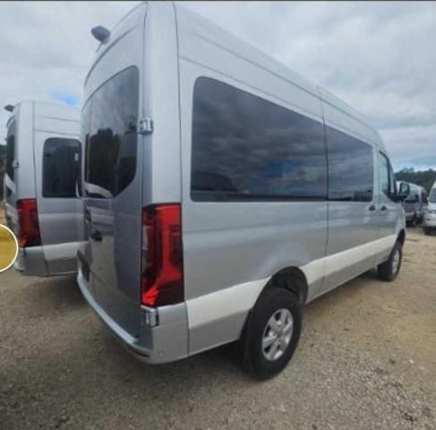 2023 Mercedes-Benz Sprinter 2500