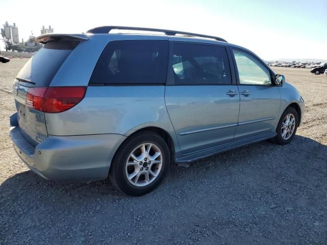 2004 Toyota Sienna XLE