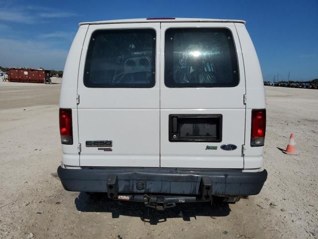 2014 Ford Econoline E250 Van