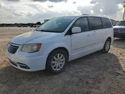 Chrysler Vehiculos salvage en venta: 2014 Chrysler Town & Country Touring