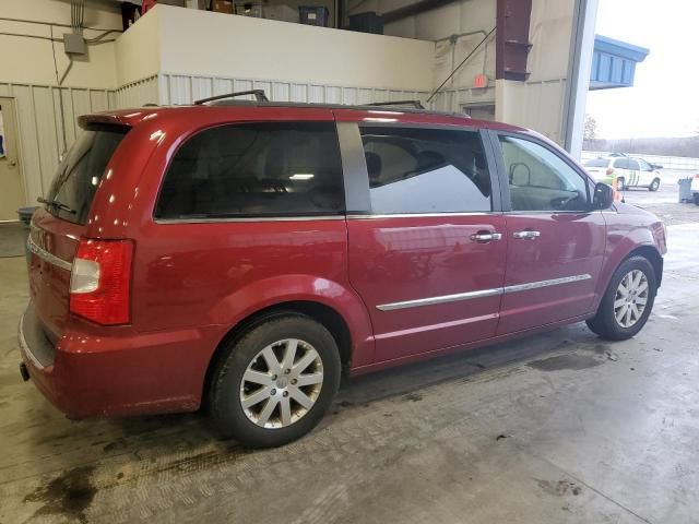 2014 Chrysler Town & Country Touring