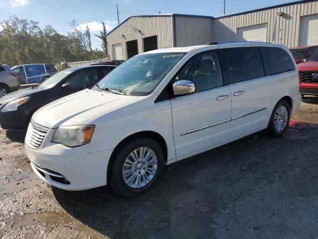 2012 Chrysler Town & Country Limited