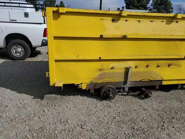 2000 Mega Dump Trailer