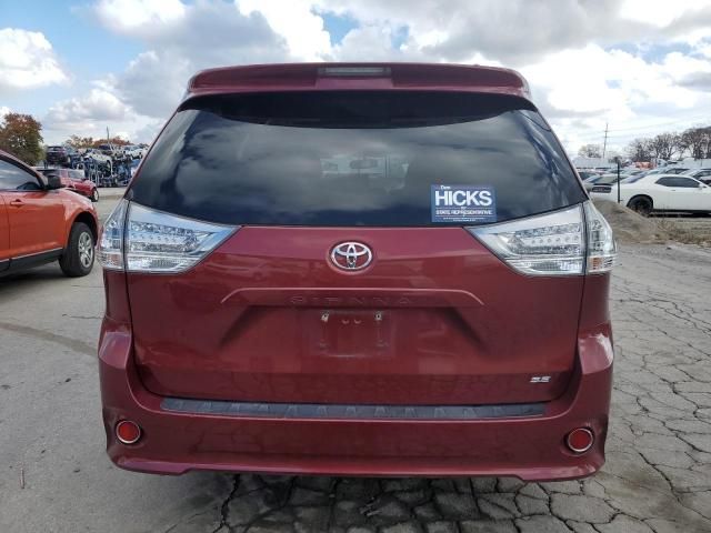 2015 Toyota Sienna Sport