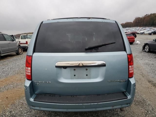 2010 Chrysler Town & Country Limited