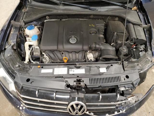 2012 Volkswagen Passat SE