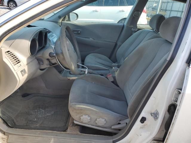 2004 Nissan Altima Base