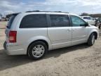 2010 Chrysler Town & Country Touring