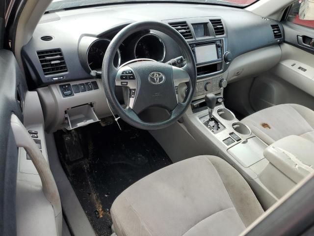 2013 Toyota Highlander Base