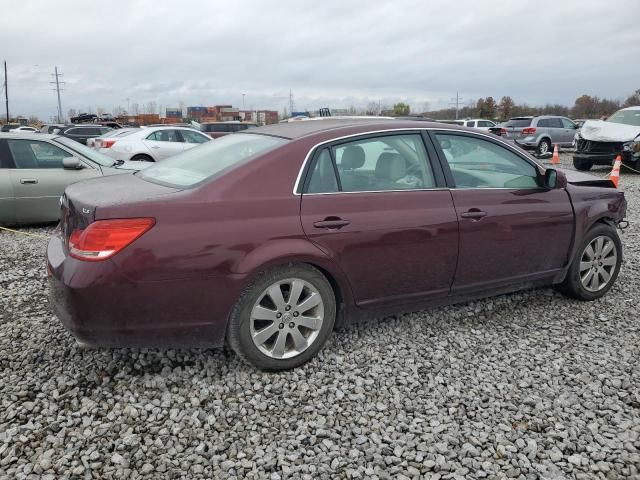 2005 Toyota Avalon XL