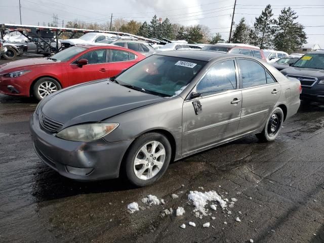 2005 Toyota Camry LE