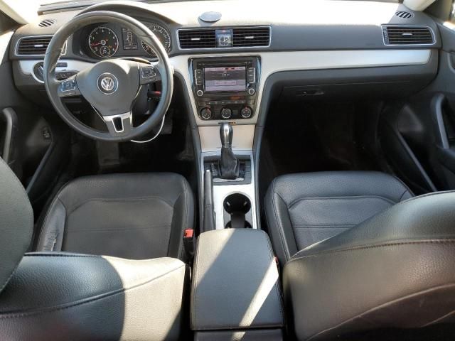 2013 Volkswagen Passat SE