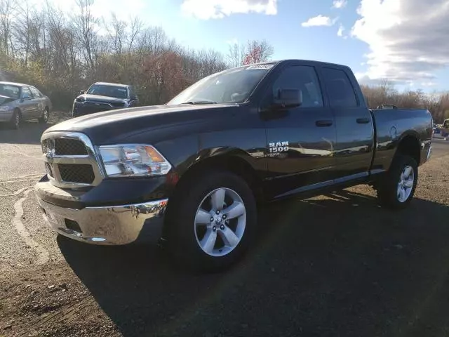 2024 Dodge RAM 1500 Classic SLT