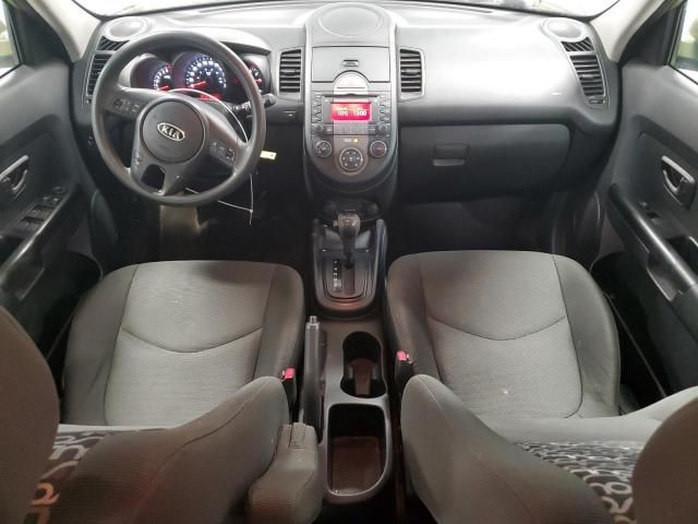 2010 KIA Soul +