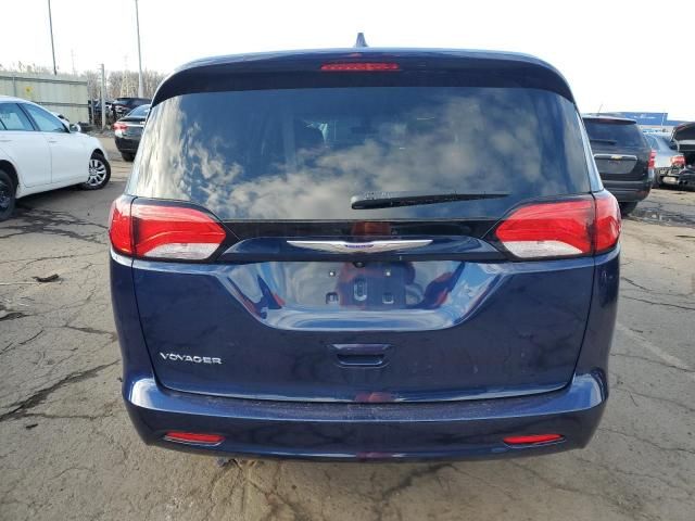 2020 Chrysler Voyager LX