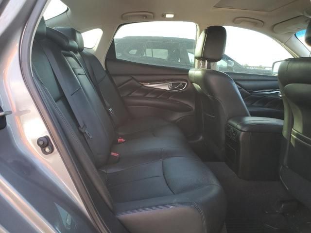 2011 Infiniti M37