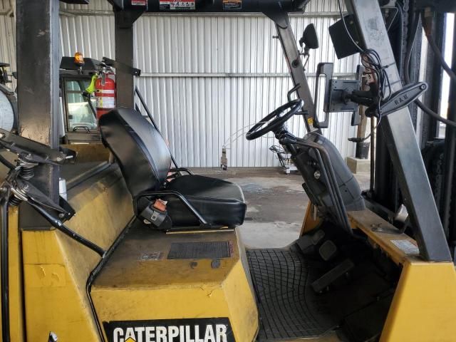 2009 Caterpillar Forklift