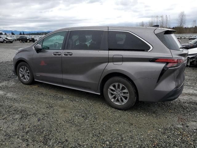 2021 Toyota Sienna LE