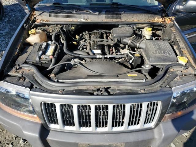 2004 Jeep Grand Cherokee Laredo