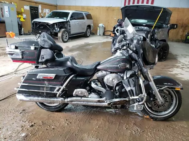 2008 Harley-Davidson Flhtcui