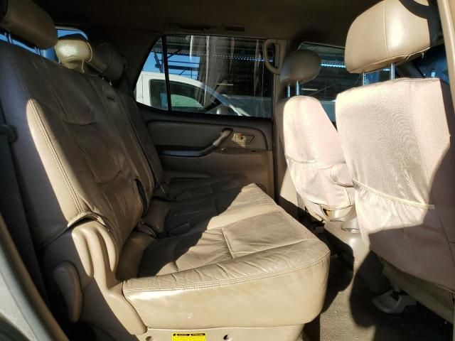 2004 Toyota Sequoia SR5